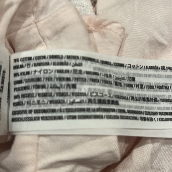 Abercrombie & fitch light tan lining with white lace overlay top size medium . - Picture 7 of 7